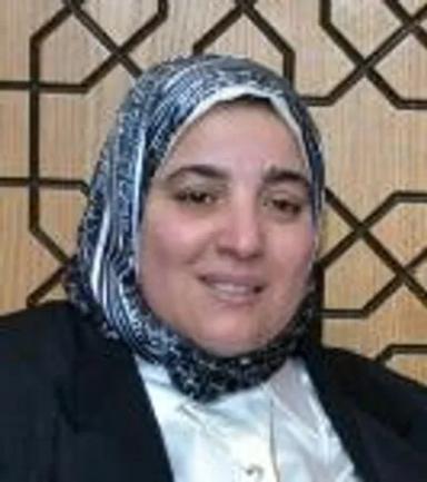 منى مصطفى