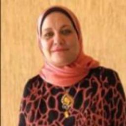 نادية شكري