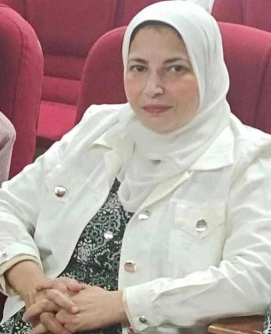 منال حافظ