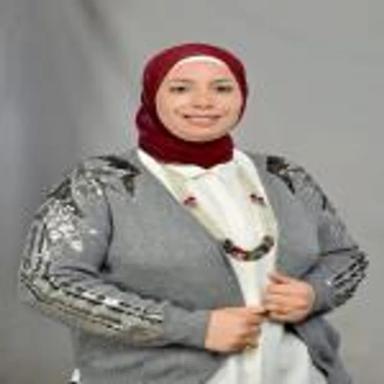 مي مصطفي كامل
