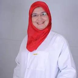 عزيزة علي